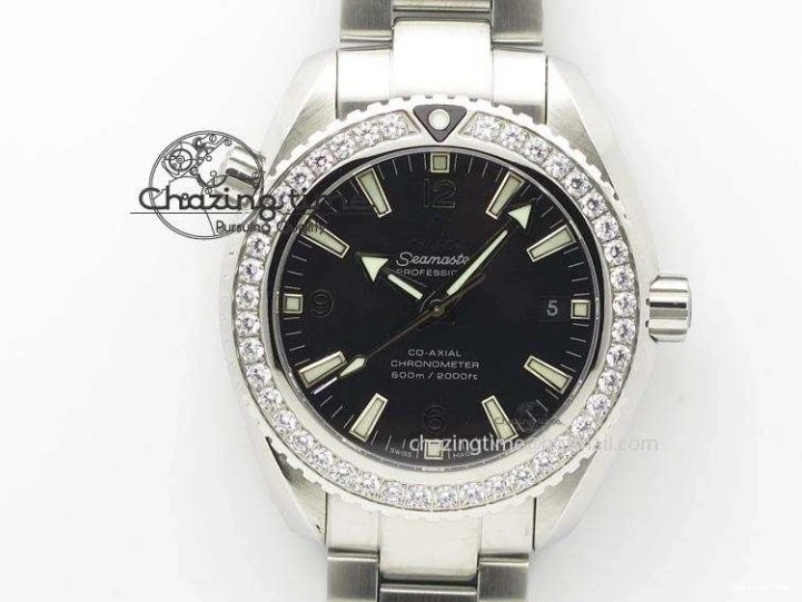 0201 GoAnywhere Aqua Terra GMT Worldtimer 43mm VSF 1:1 Best Edition Summer Blue Dial on Blue Rubber Strap A8938 Super Clone 7722